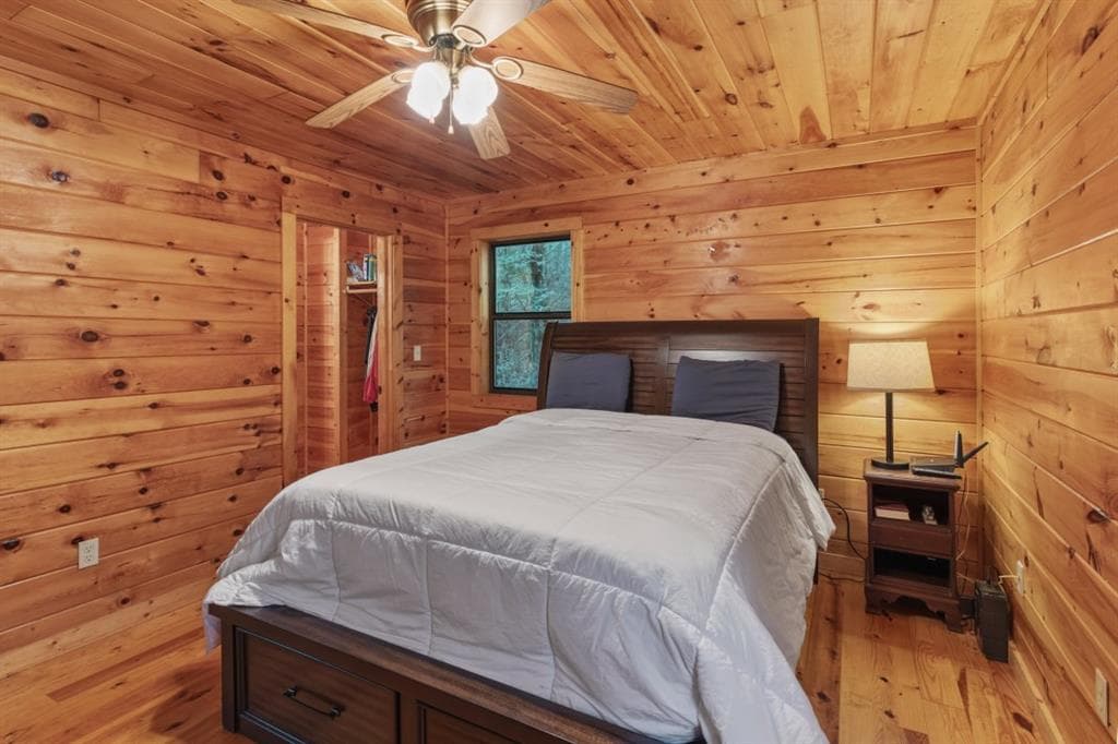 2 bedroom, 3 bathroom, 2,040 sq ft single family residence for sale at 795 Fugue Drive, Ellijay, GA 30540 — photo 6