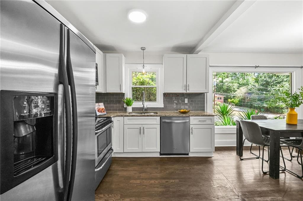 3 bedroom, 2 bathroom, 1,053 sq ft single family residence for sale at 1397 David Circle, Decatur, GA 30032 — photo 7