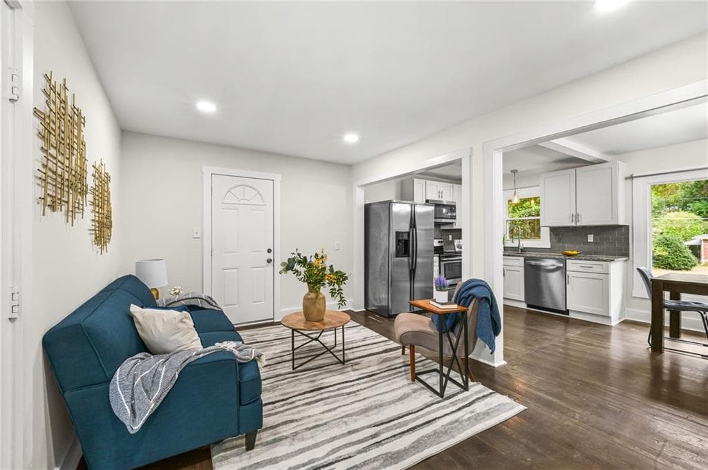 3 bedroom, 2 bathroom, 1,053 sq ft single family residence for sale at 1397 David Circle, Decatur, GA 30032 — photo 9