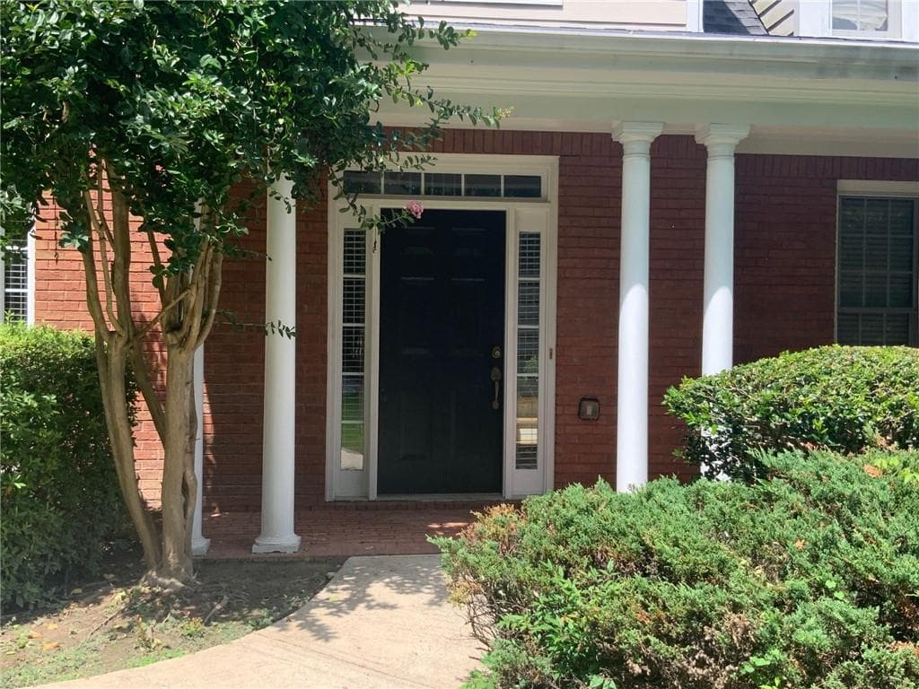 5 bedroom, 3 bathroom, 3,300 sq ft single family residence for rent at 1762 Shady Hill Road, Marietta, GA 30068 for $3,600 a month — photo 3