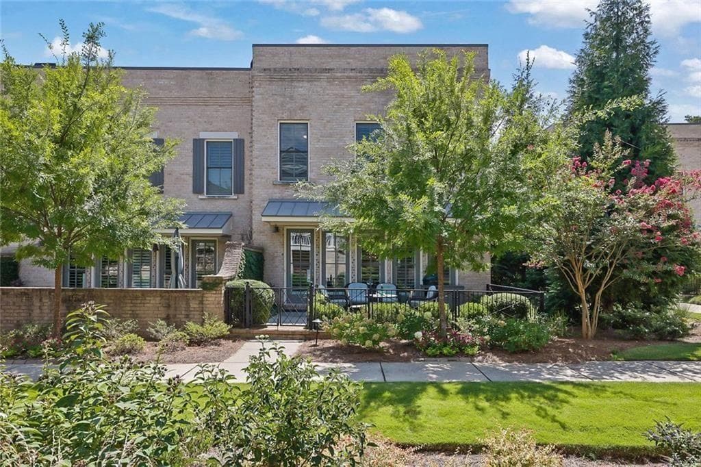 3 bedroom, 4 bathroom, 3,643 sq ft townhouse for sale at 150 Forrest Alley, Roswell, GA 30075
