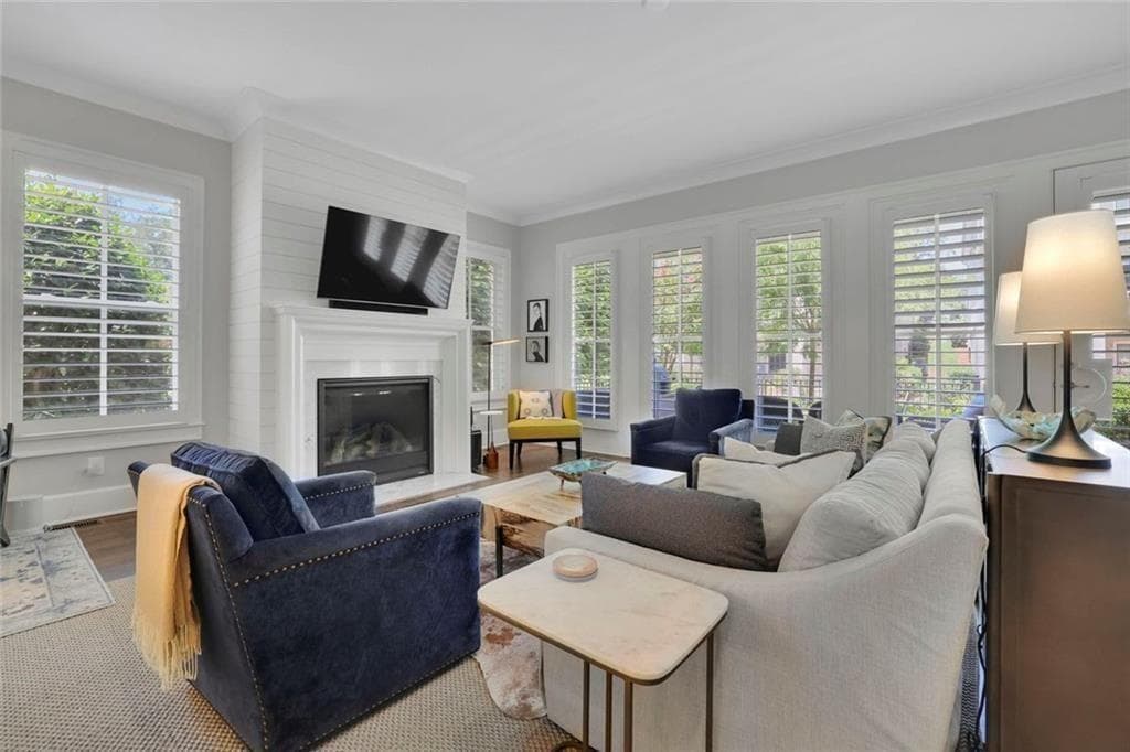 3 bedroom, 4 bathroom, 3,643 sq ft townhouse for sale at 150 Forrest Alley, Roswell, GA 30075 — photo 5