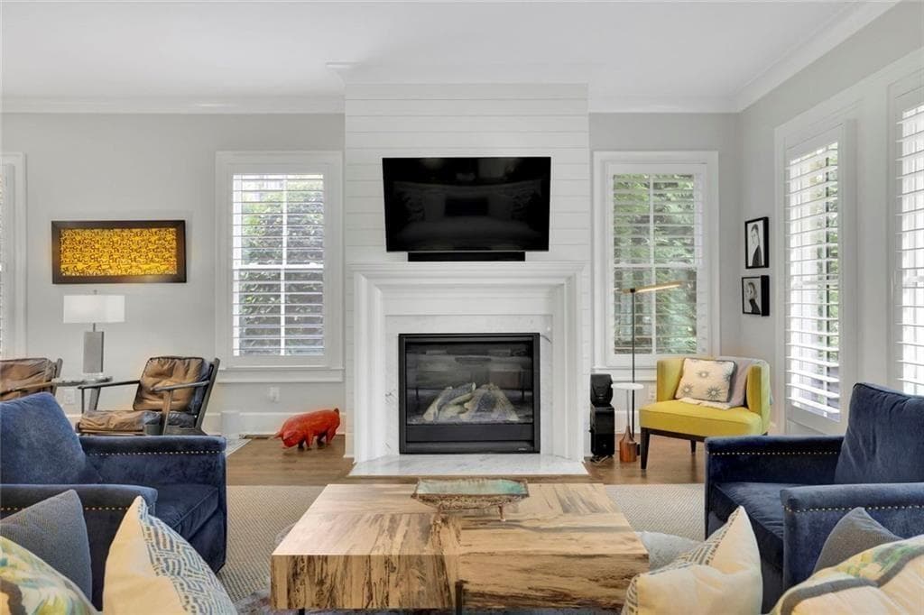 3 bedroom, 4 bathroom, 3,643 sq ft townhouse for sale at 150 Forrest Alley, Roswell, GA 30075 — photo 7