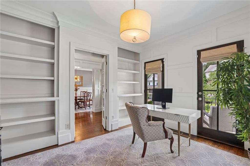 6 bedroom, 5 bathroom, 6,088 sq ft single family residence for sale at 630 Timm Valley Road, Atlanta, GA 30305 — photo 5