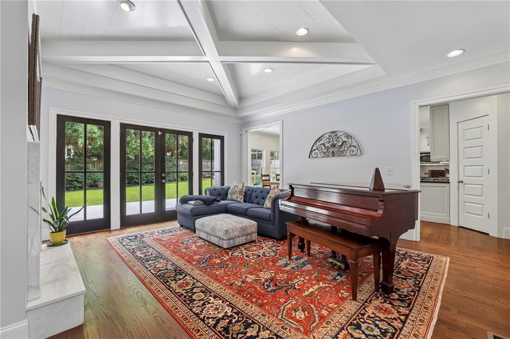 6 bedroom, 5 bathroom, 6,088 sq ft single family residence for sale at 630 Timm Valley Road, Atlanta, GA 30305 — photo 6