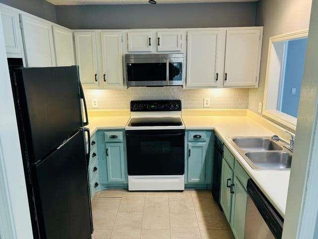 1 bedroom, 1 bathroom, 1,128 sq ft condominium for sale at 104 Abingdon Way, Sandy Springs, GA 30328 — photo 1 of 15