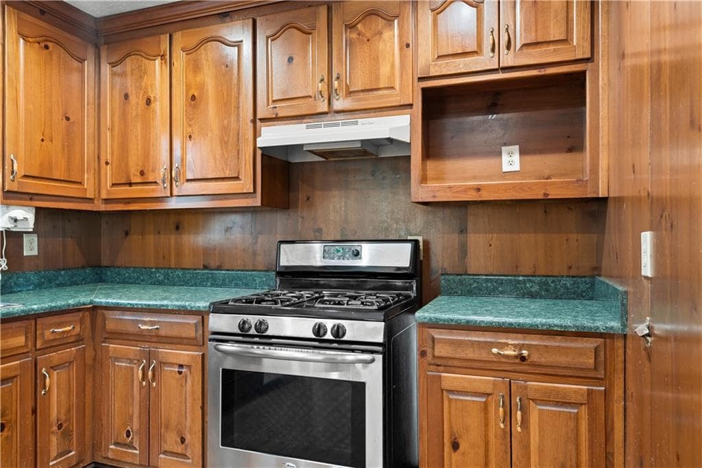 3 bedroom, 1 bathroom, 1,175 sq ft single family residence for sale at 151 Plantation Drive, Fayetteville, GA 30215 — photo 4