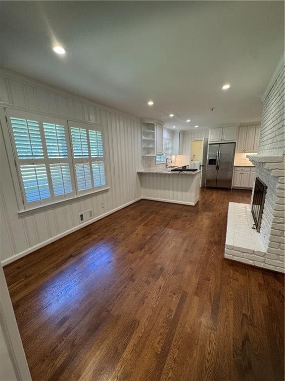 4 bedroom, 3 bathroom, 1,723 sq ft single family residence for rent at 304 Colewood Way, Sandy Springs, GA 30328 for $4,500 a month — photo 6
