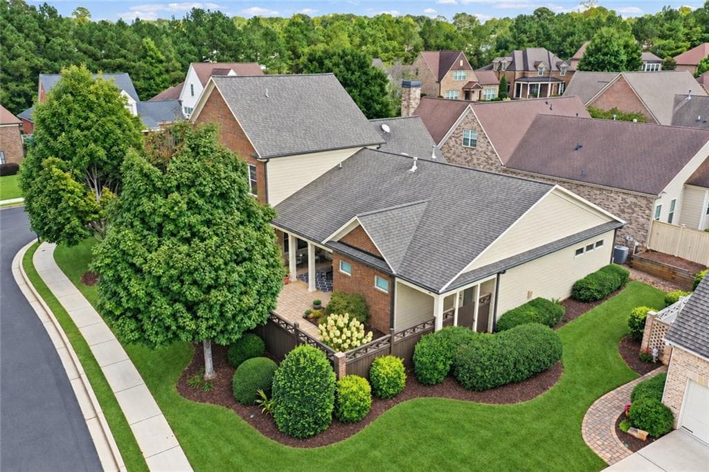 3 bedroom, 3 bathroom, 3,348 sq ft single family residence for sale at 173 Cadence Trail, Canton, GA 30115 — photo 6