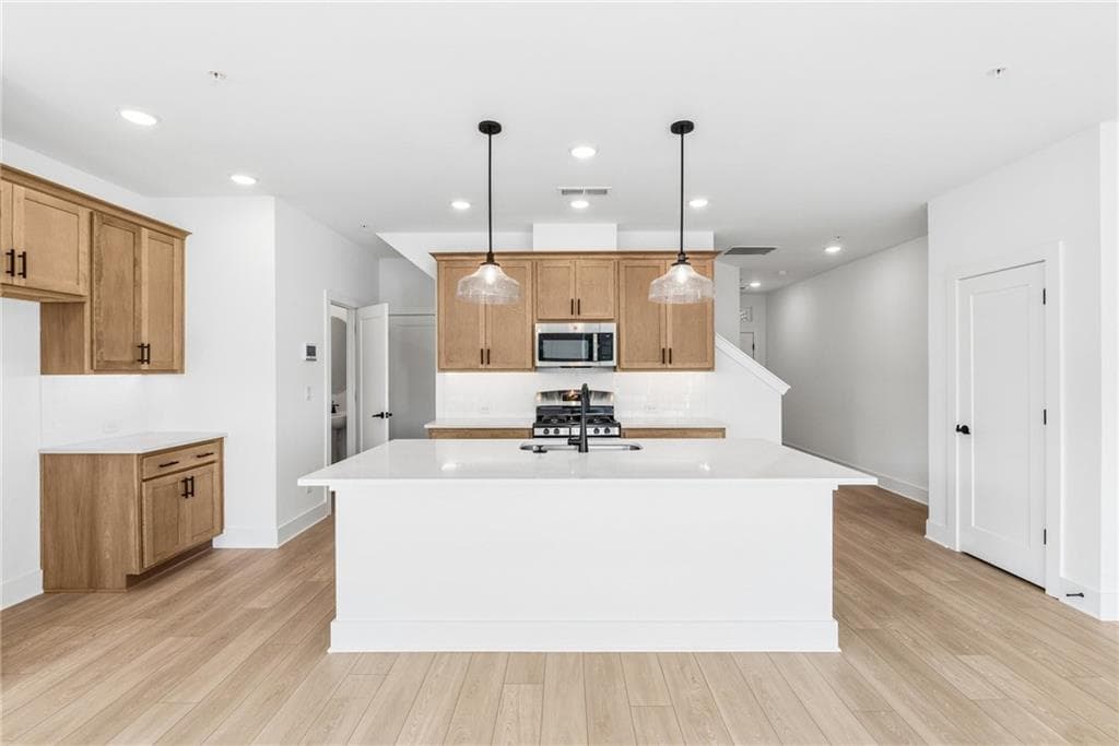 3 bedroom, 3 bathroom, 1,922 sq ft townhouse for sale at 222 Redbud Road, Canton, GA 30114 — photo 7