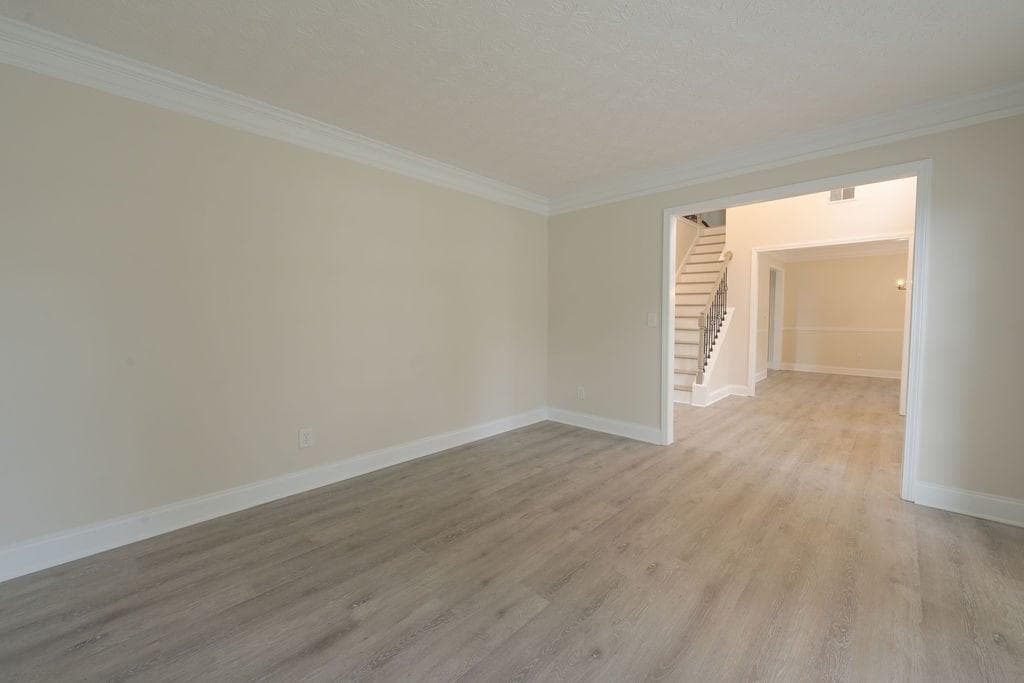 5 bedroom, 3 bathroom, 3,676 sq ft single family residence for rent at 6015 Fairing Drop, Lithonia, GA 30038 for $2,850 a month — photo 3