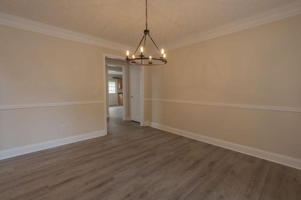 5 bedroom, 3 bathroom, 3,676 sq ft single family residence for rent at 6015 Fairing Drop, Lithonia, GA 30038 for $2,850 a month — photo 4