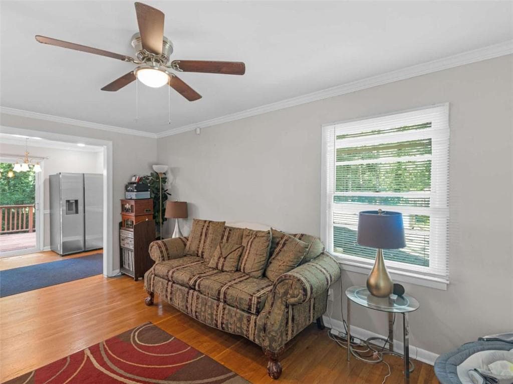 6 bedroom, 3 bathroom, 2,430 sq ft single family residence for sale at 1607 Hillview Avenue, Jonesboro, GA 30236 — photo 10