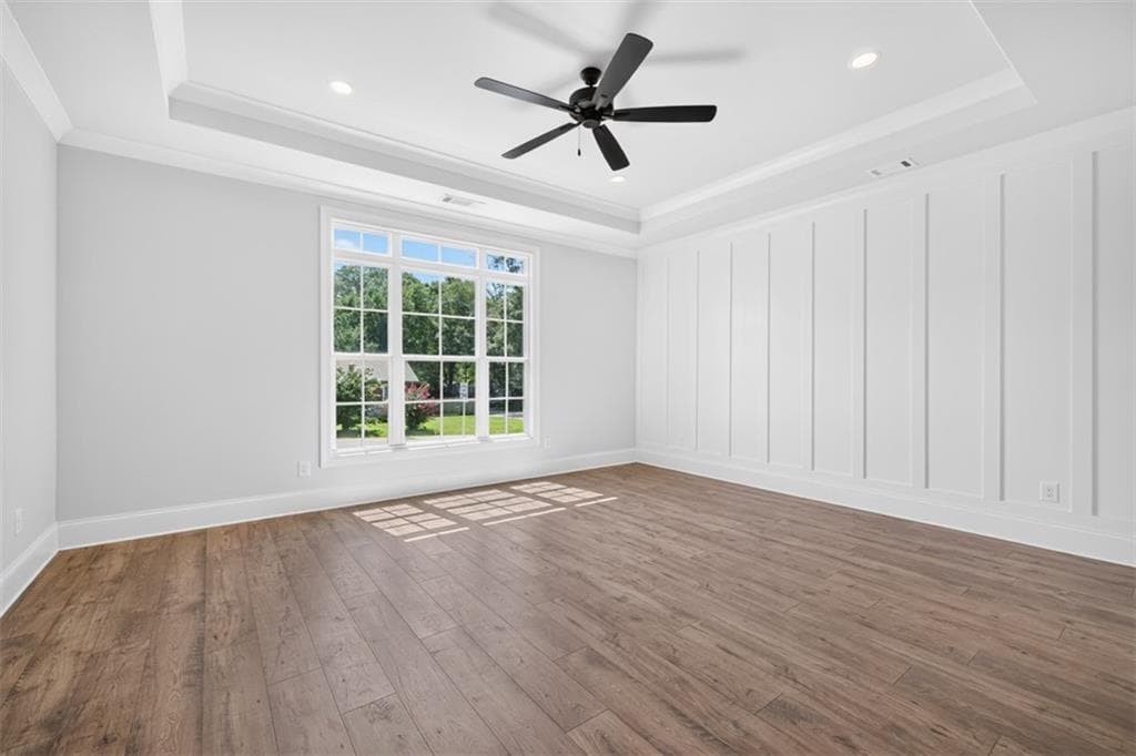 4 bedroom, 4 bathroom, 2,895 sq ft single family residence for sale at 5812 Mitchell Street, Flowery Branch, GA 30542 — photo 9