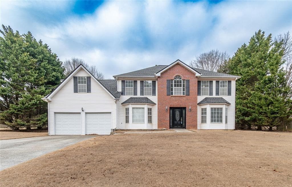 4 bedroom, 3 bathroom, 2,869 sq ft home for sale at 2167 Pixie Rose Lane, Loganville, GA
