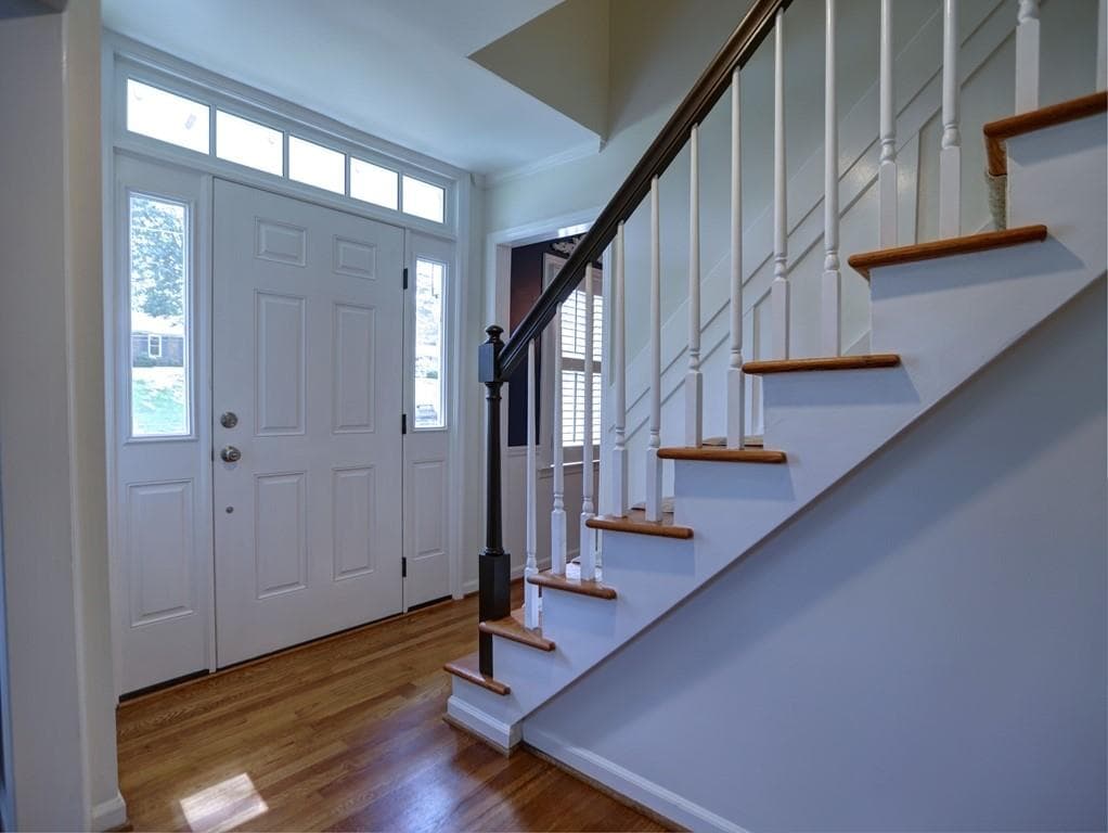4 bedroom, 3 bathroom, 2,214 sq ft single family residence for sale at 776 Monticello Way, Marietta, GA 30067 — photo 3
