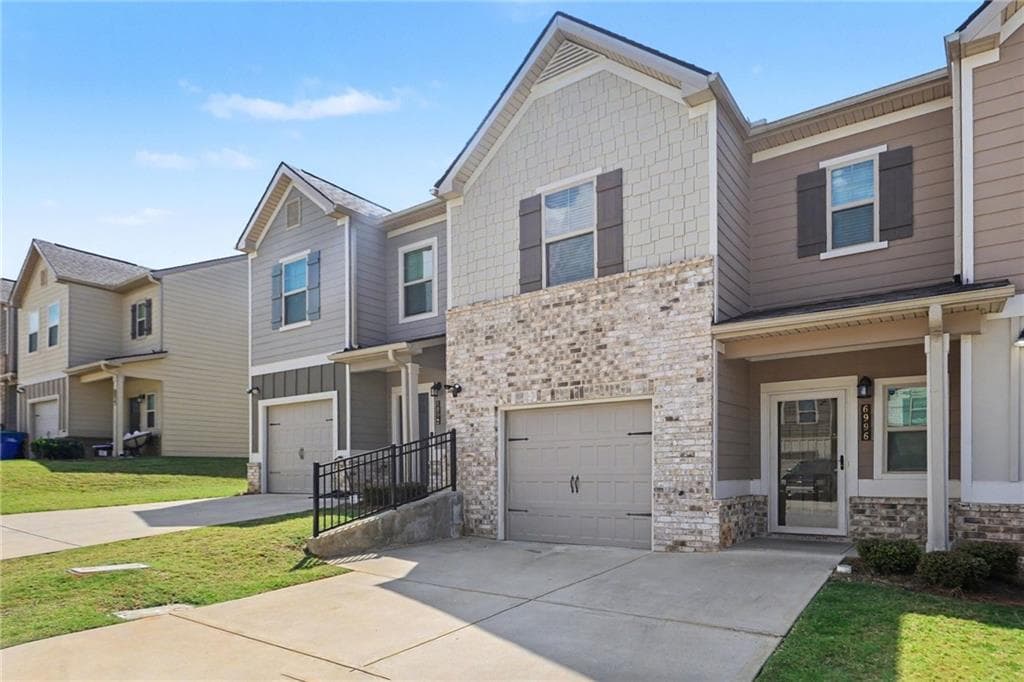 3 bedroom, 3 bathroom, 1,504 sq ft townhouse for sale at 6996 Zaniah Road, Atlanta, GA 30331 — photo 3