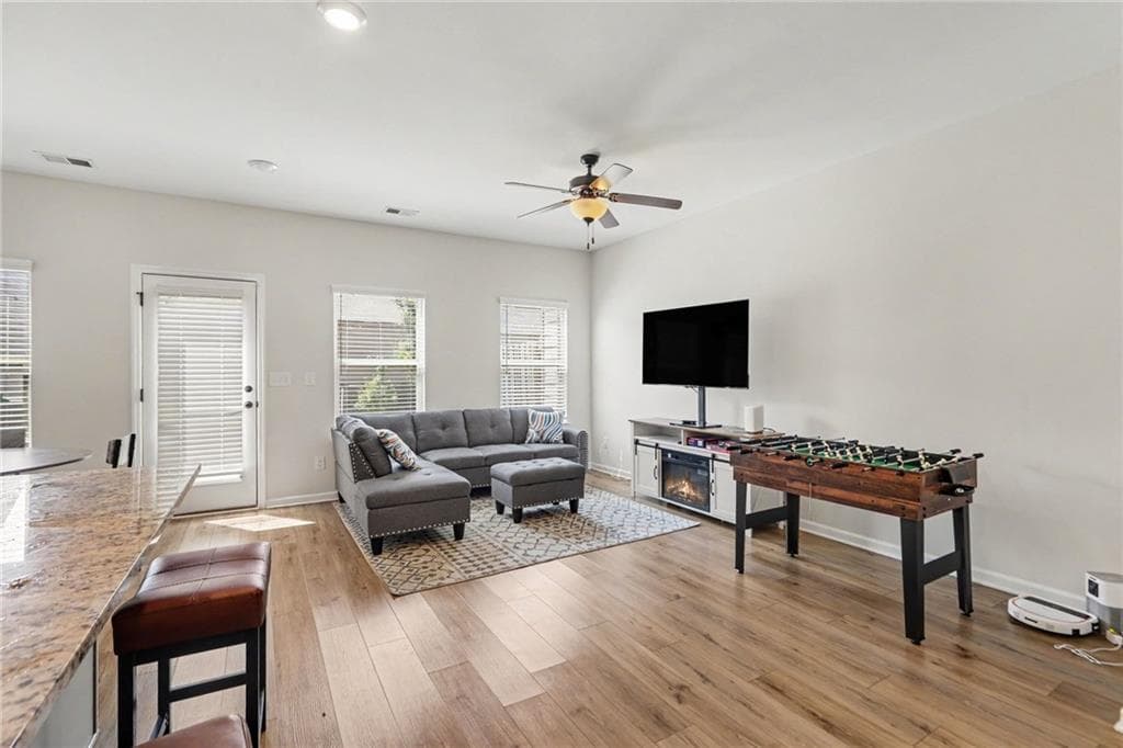 3 bedroom, 3 bathroom, 1,504 sq ft townhouse for sale at 6996 Zaniah Road, Atlanta, GA 30331 — photo 6