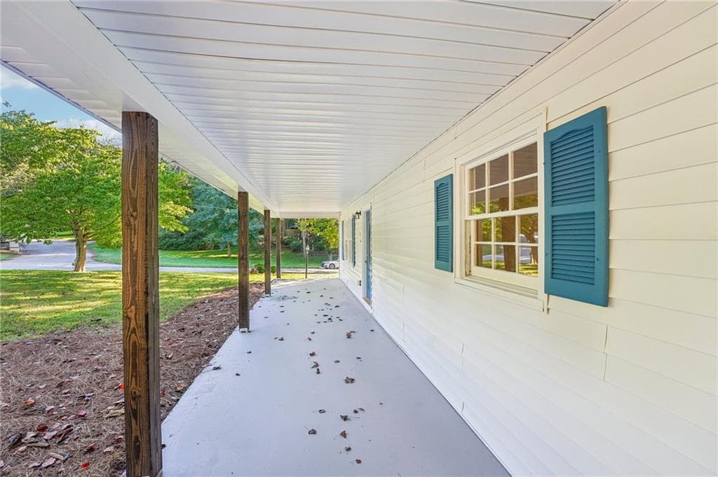 3 bedroom, 2 bathroom, 1,677 sq ft single family residence for sale at 22 Oak Circle, Dallas, GA 30157 — photo 4