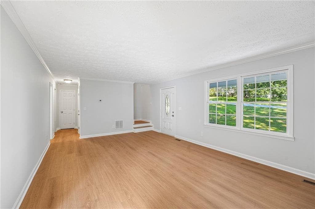 3 bedroom, 2 bathroom, 1,677 sq ft single family residence for sale at 22 Oak Circle, Dallas, GA 30157 — photo 9