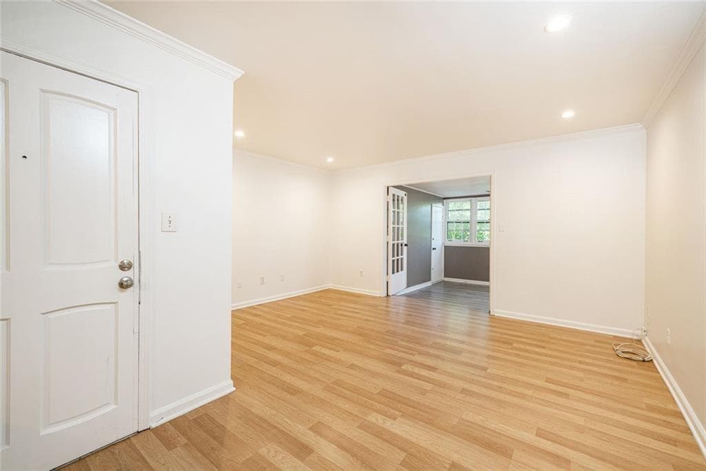 2 bedroom, 2 bathroom, 1,100 sq ft condominium for sale at 118 Maison Place, Atlanta, GA 30327 — photo 6