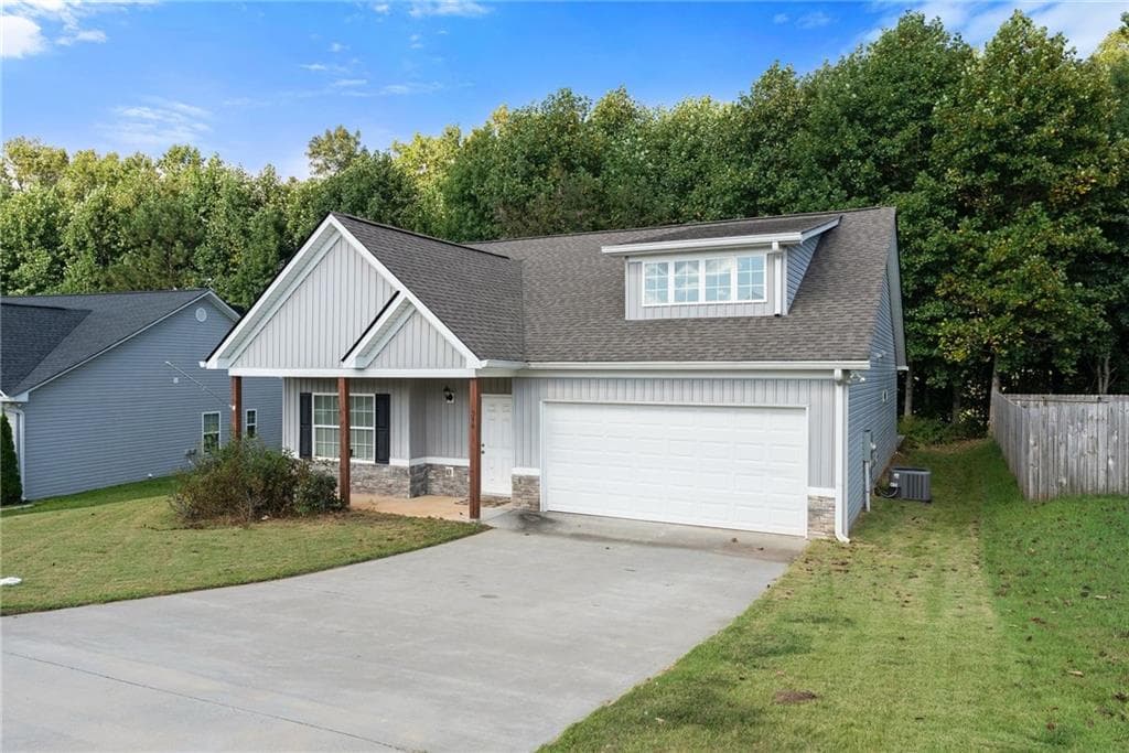 3 bedroom, 2 bathroom, 1,504 sq ft single family residence for sale at 314 Highland Pointe Drive, Alto, GA 30510 — photo 4