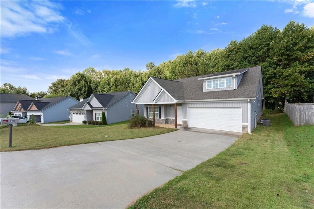 3 bedroom, 2 bathroom, 1,504 sq ft single family residence for sale at 314 Highland Pointe Drive, Alto, GA 30510 — photo 5