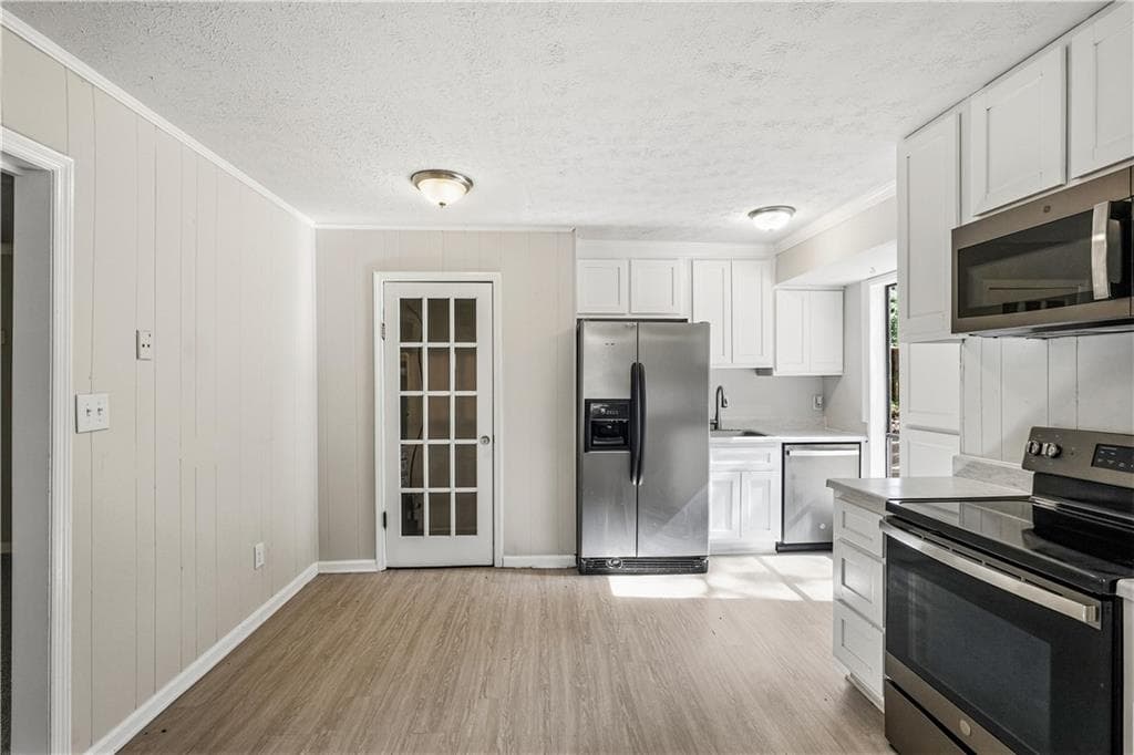 3 bedroom, 2 bathroom, 1,100 sq ft single family residence for sale at 71 Bethesda Church Road, Lawrenceville, GA 30044 — photo 8