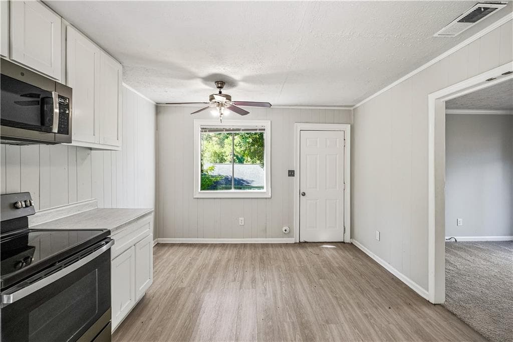 3 bedroom, 2 bathroom, 1,100 sq ft single family residence for sale at 71 Bethesda Church Road, Lawrenceville, GA 30044 — photo 9