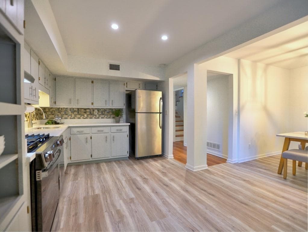 5 bedroom, 3 bathroom, 2,236 sq ft single family residence for sale at 2646 Alpine Trail, Marietta, GA 30062 — photo 9