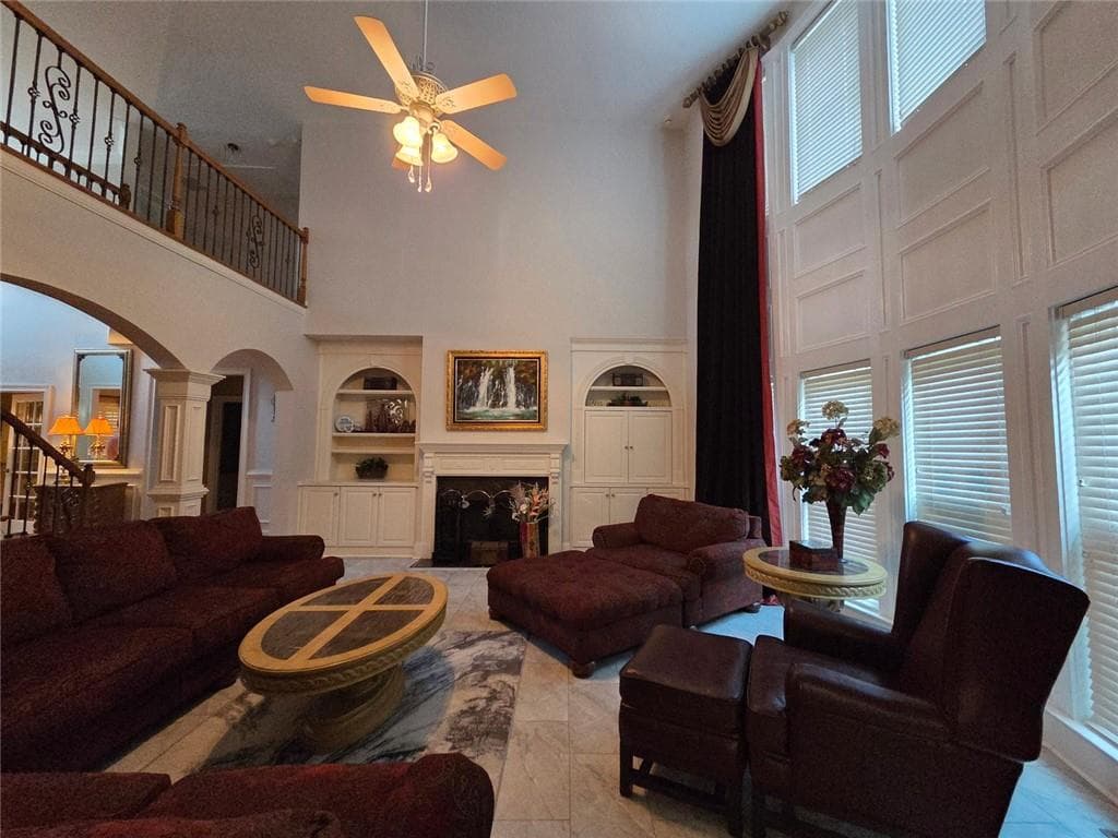 7 bedroom, 5 bathroom, 6,221 sq ft single family residence for sale at 4690 Prestbury Drive, Suwanee, GA 30024 — photo 6