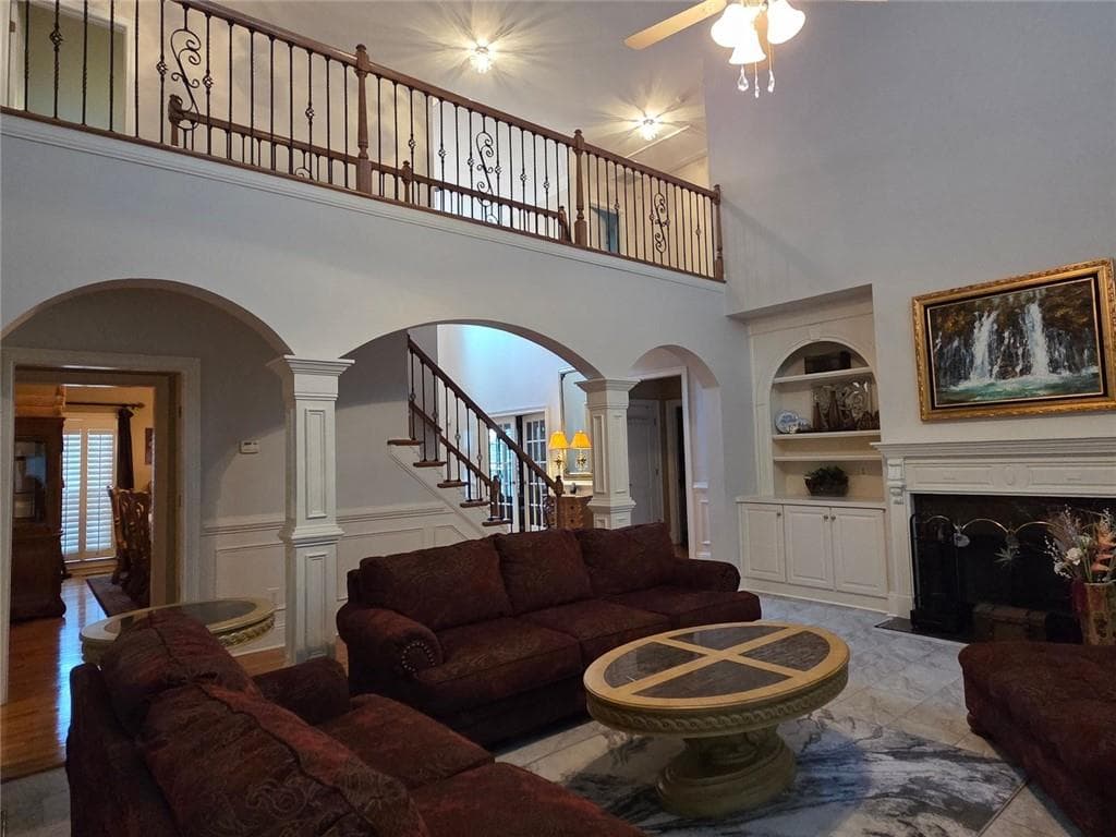 7 bedroom, 5 bathroom, 6,221 sq ft single family residence for sale at 4690 Prestbury Drive, Suwanee, GA 30024 — photo 7