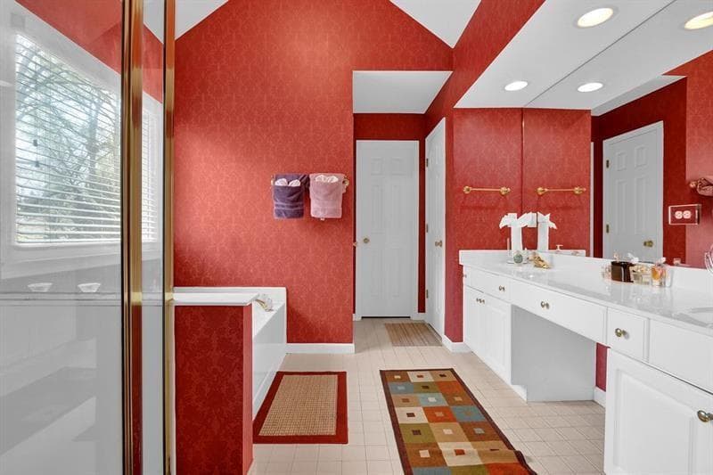 4 bedroom, 4 bathroom, 2,594 sq ft single family residence for sale at 1826 Lone Oak Court, Lawrenceville, GA 30043 — photo 5