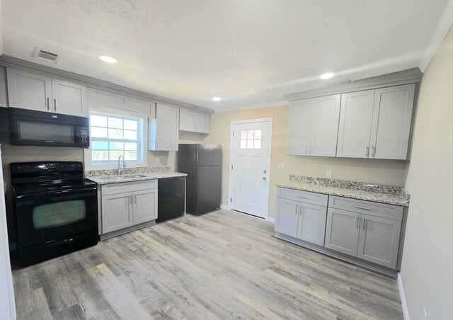 3 bedroom, 2 bathroom, 1,412 sq ft single family residence for rent at 305 Kingtown Street, Mccaysville, GA 30555 for $1,799 a month — photo 4