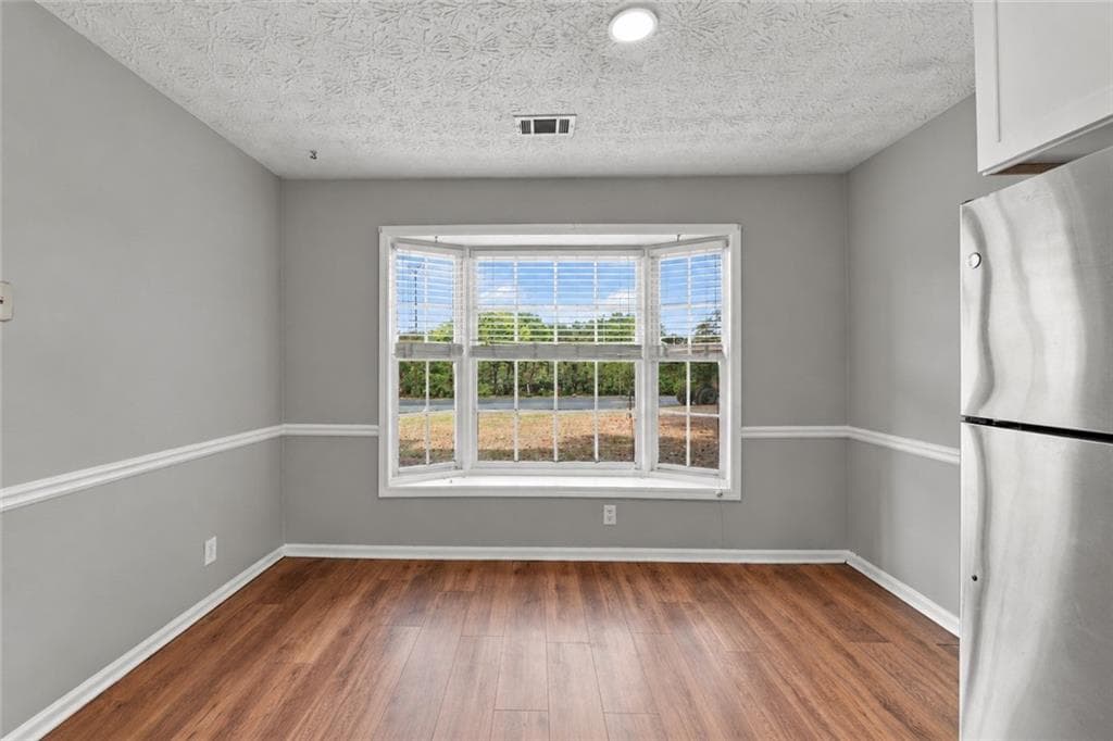 2 bedroom, 3 bathroom, 1,216 sq ft townhouse for sale at 1867 Mcelvaney Lane, Lawrenceville, GA 30044 — photo 5