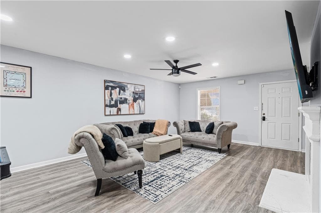 4 bedroom, 4 bathroom, 1,613 sq ft single family residence for rent at 7200 Ravenwood Lane, Lithonia, GA 30038 for $2,100 a month — photo 10