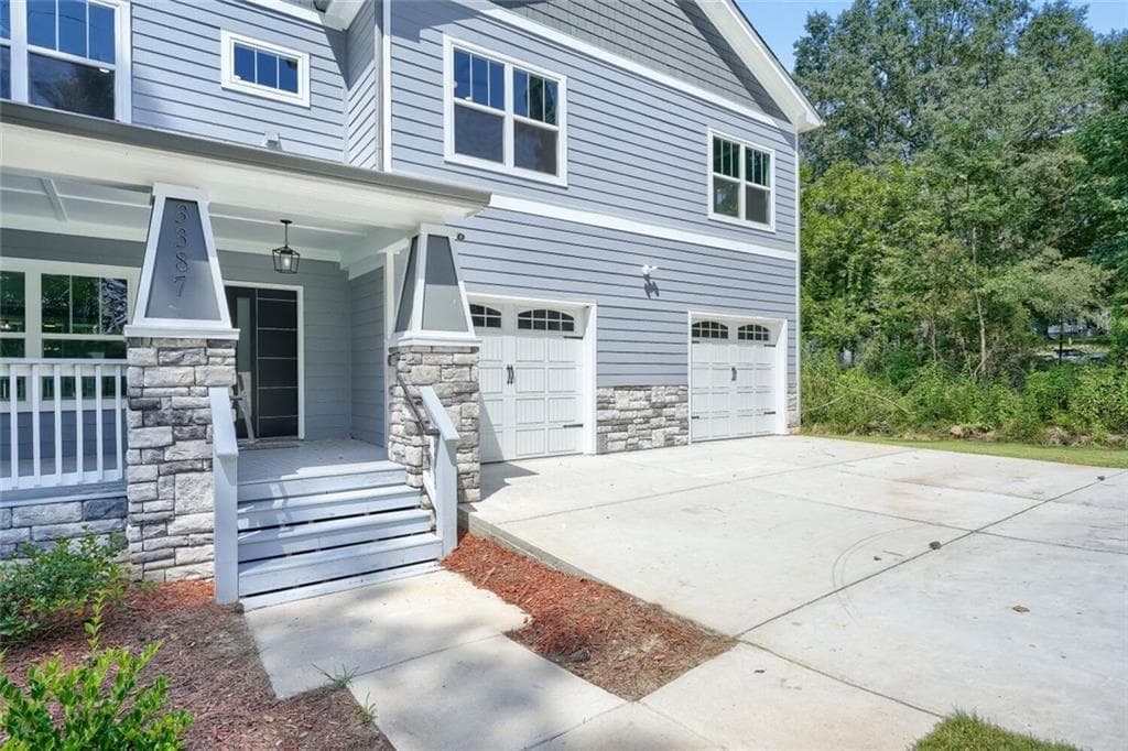 4 bedroom, 3 bathroom, 2,551 sq ft single family residence for sale at 3387 Lee Place, Atlanta, GA 30349 — photo 2