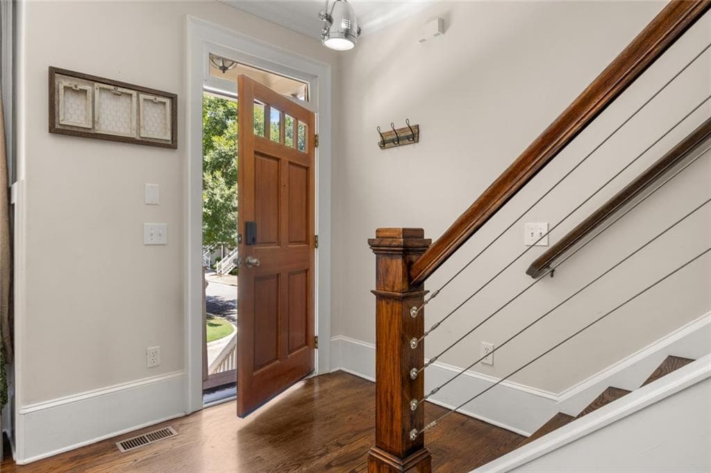 4 bedroom, 4 bathroom, 2,893 sq ft townhouse for rent at 2671 Colgan Court, Atlanta, GA 30317 for $4,000 a month — photo 3