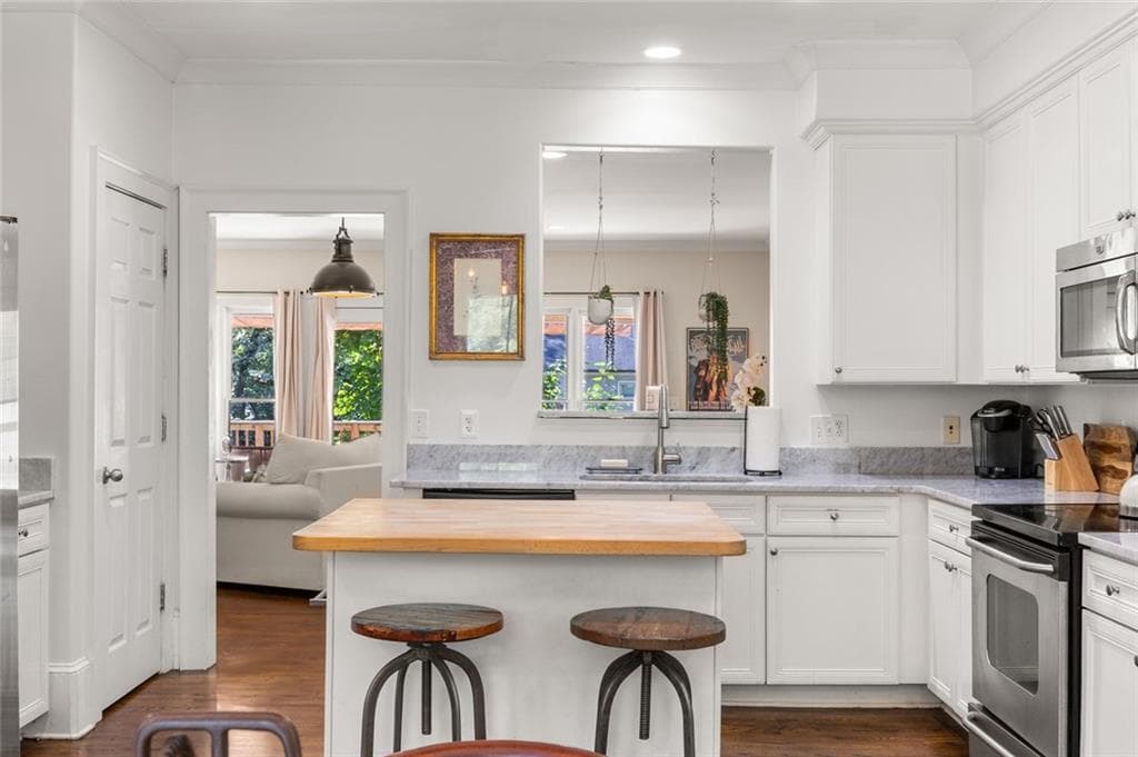 4 bedroom, 4 bathroom, 2,893 sq ft townhouse for rent at 2671 Colgan Court, Atlanta, GA 30317 for $4,000 a month — photo 7