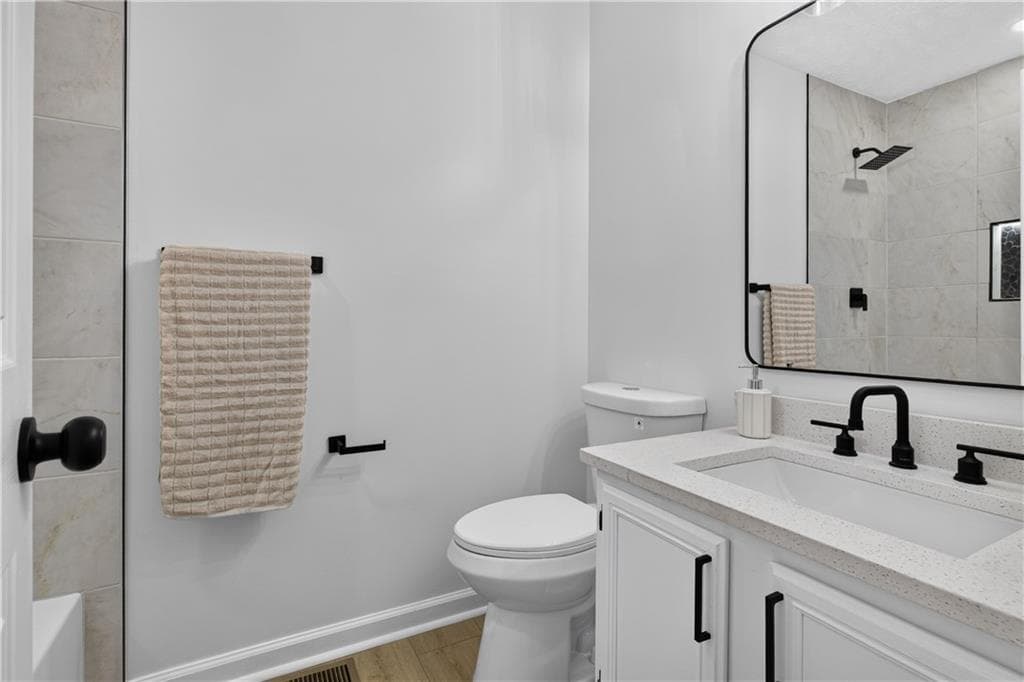 3 bedroom, 2 bathroom, 1,440 sq ft single family residence under contract at 711 Mary Erna Drive, Fairburn, GA 30213 — photo 9