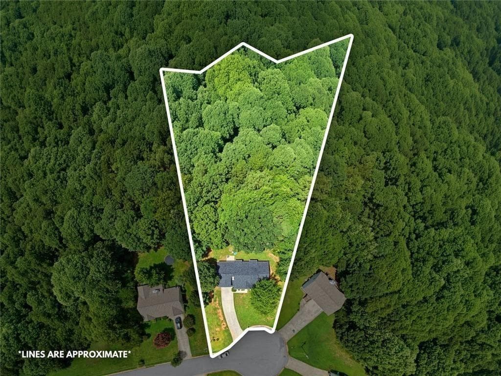 4 bedroom, 3 bathroom, 1,595 sq ft single family residence for sale at 245 Cypress Drive, Covington, GA 30016 — photo 2