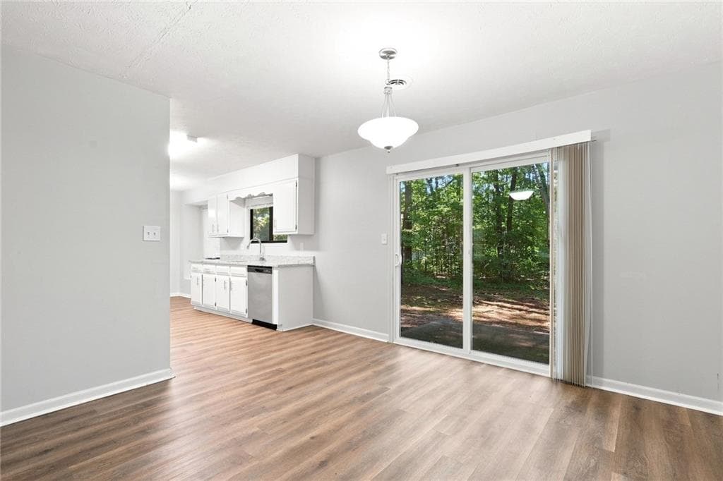 3 bedroom, 2 bathroom, 1,346 sq ft single family residence for rent at 413 Bob Wood Drive, Loganville, GA 30052 for $1,730 a month — photo 8