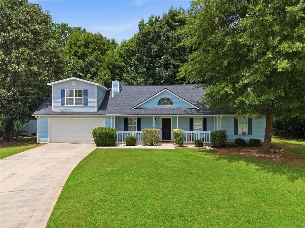 4 bedroom, 3 bathroom, 1,595 sq ft single family residence for sale at 245 Cypress Drive, Covington, GA 30016 — photo 4