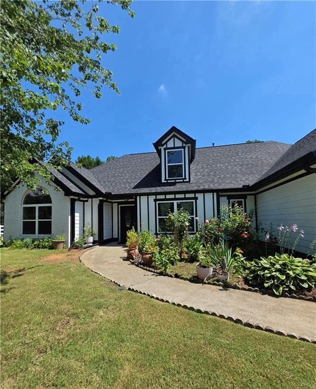 4 bedroom, 2 bathroom, 2,088 sq ft single family residence under contract at 2800 Cove Crossing Drive, Lawrenceville, GA 30045 — photo 5
