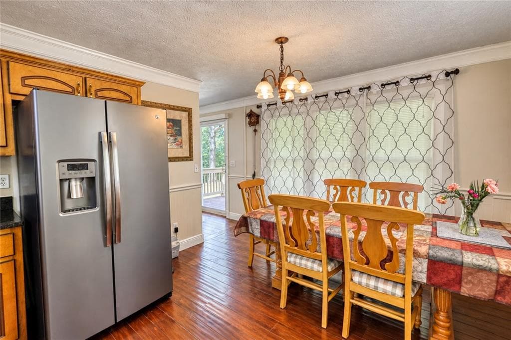 3 bedroom, 2 bathroom, 1,853 sq ft single family residence for sale at 1042 Duke Drive, Conyers, GA 30013 — photo 8