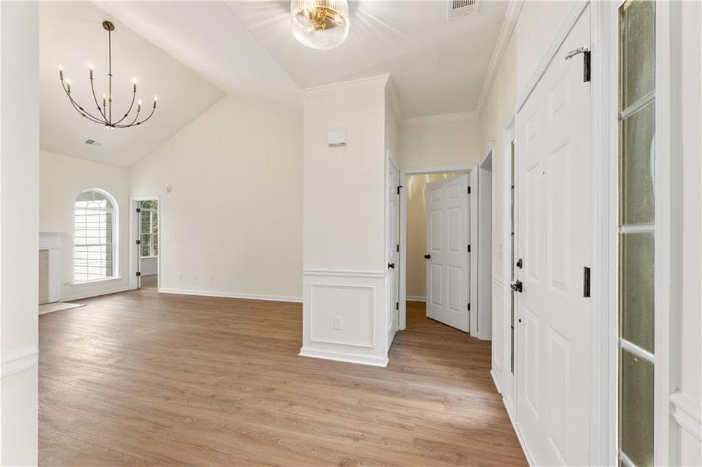 4 bedroom, 2 bathroom, 2,221 sq ft single family residence for sale at 5500 Arrowind Road, Lilburn, GA 30047 — photo 3