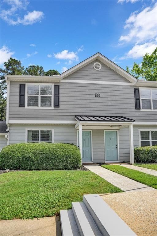 3 bedroom, 3 bathroom, 1,273 sq ft condominium for sale at 604 Ivey Court B, Woodstock, GA 30188 — photo 2