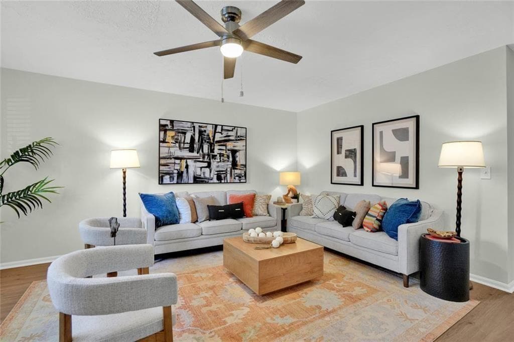 3 bedroom, 3 bathroom, 1,273 sq ft condominium for sale at 604 Ivey Court B, Woodstock, GA 30188 — photo 4