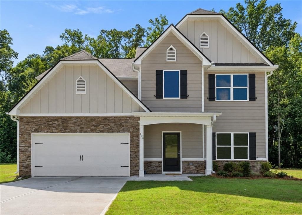 5 bedroom, 3 bathroom, 2,400 sq ft single family residence for sale at 493 Charleston Place, Villa Rica, GA 30180