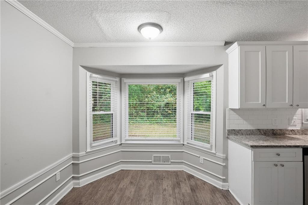 4 bedroom, 3 bathroom, 2,214 sq ft single family residence for sale at 1547 Golf Link Drive, Stone Mountain, GA 30088 — photo 10
